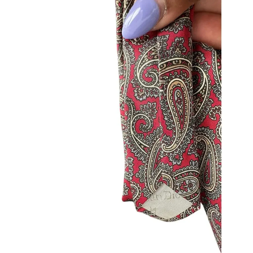 Christian Dior Red Work Career Office Business Silk‎ Paisley Print Scarf